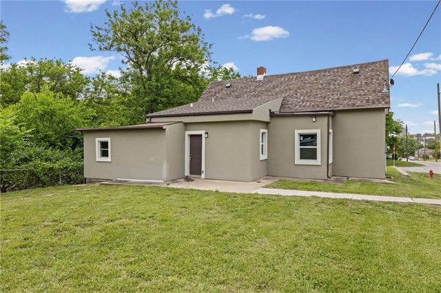330 Garfield Avenue, Kansas City, KS 66101
