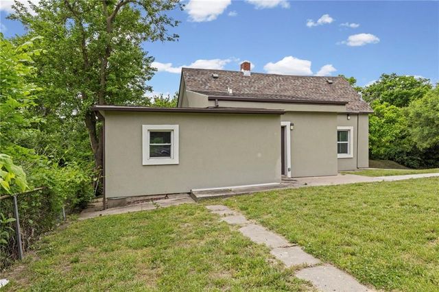 330 Garfield Avenue, Kansas City, KS 66101