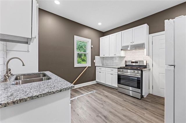 330 Garfield Avenue, Kansas City, KS 66101