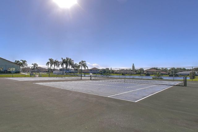 1768 Lakefront Boulevard 128 C, Fort Pierce, FL 34982