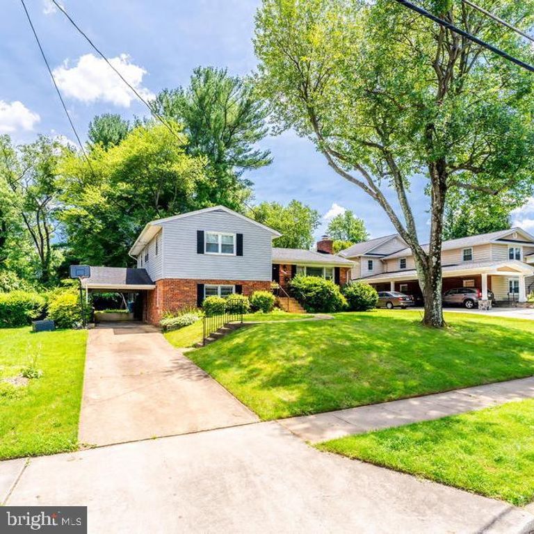 7107 SEA CLIFF RD, Mclean, VA 22101