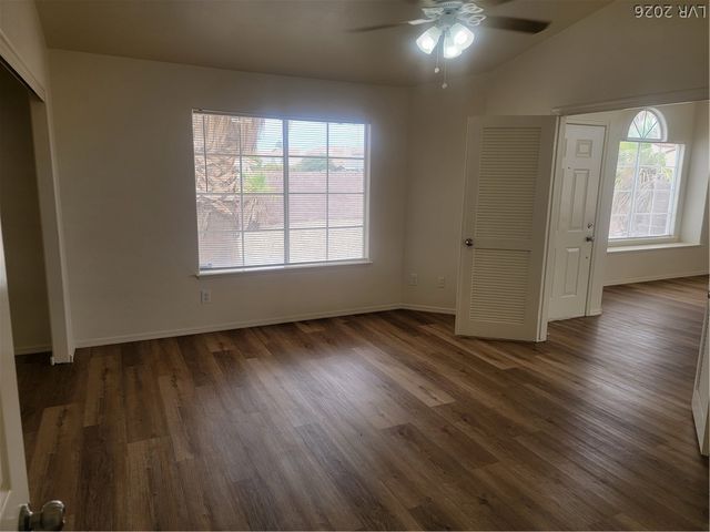 7721 Saint Whittier Court, Las Vegas, NV 89123