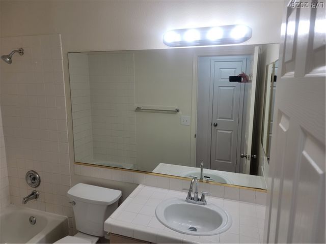 7721 Saint Whittier Court, Las Vegas, NV 89123