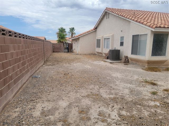 7721 Saint Whittier Court, Las Vegas, NV 89123