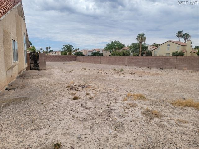 7721 Saint Whittier Court, Las Vegas, NV 89123