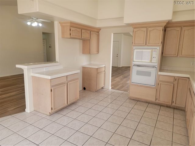 7721 Saint Whittier Court, Las Vegas, NV 89123