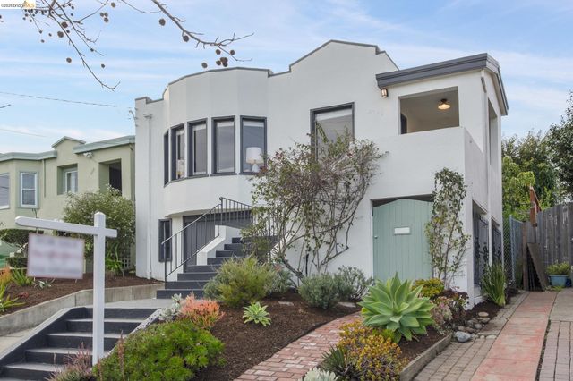 2745 Maxwell Ave, Oakland, CA 94619