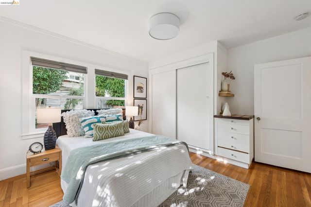 2745 Maxwell Ave, Oakland, CA 94619