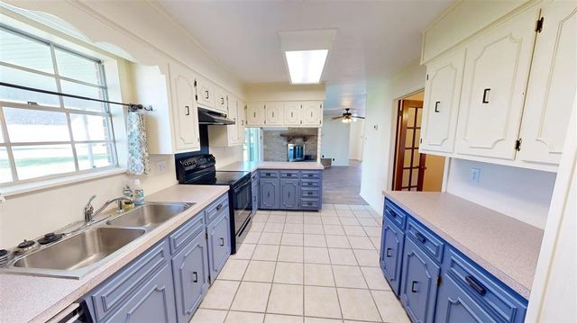 1424 Rue Des Chene Other, Westlake, LA 70669