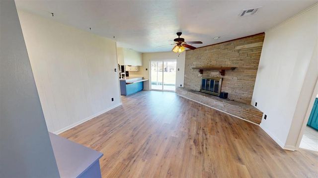 1424 Rue Des Chene Other, Westlake, LA 70669