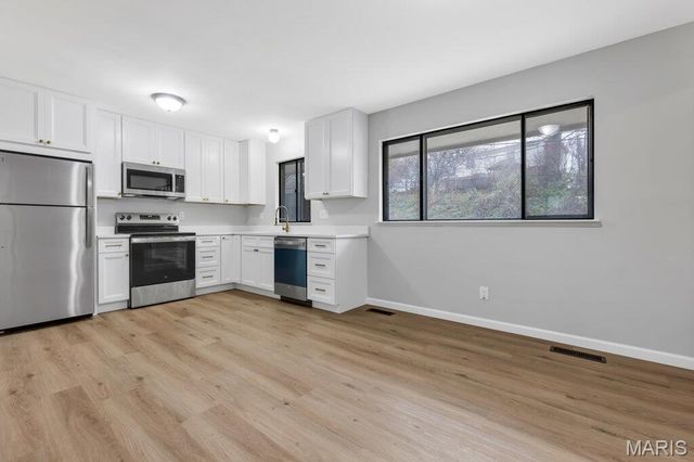 404 Spring Meadows Drive, St Louis, MO 63011