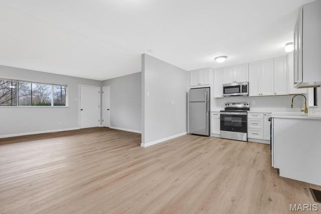 404 Spring Meadows Drive, St Louis, MO 63011