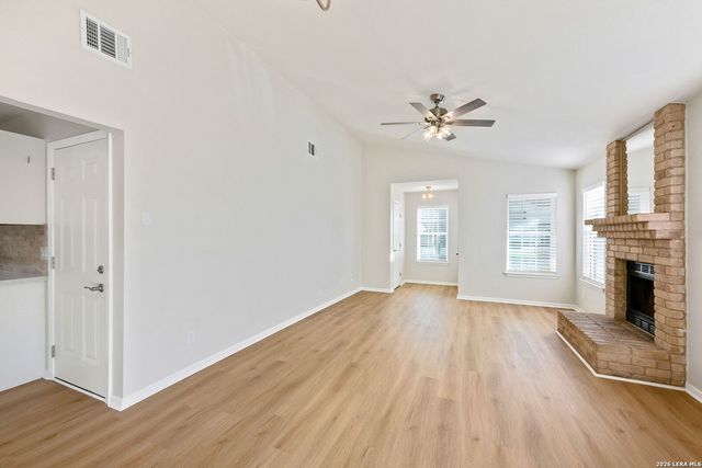 401 Deer Creek, Boerne, TX 78006