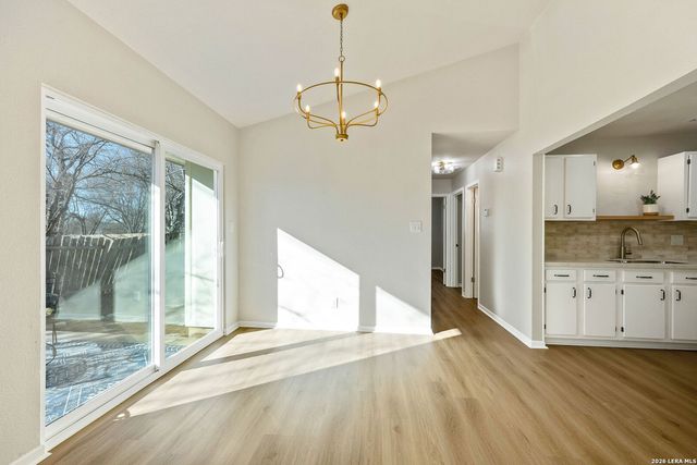 401 Deer Creek, Boerne, TX 78006