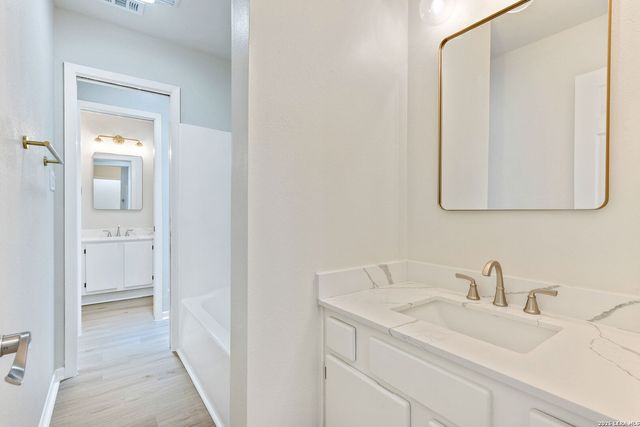 401 Deer Creek, Boerne, TX 78006