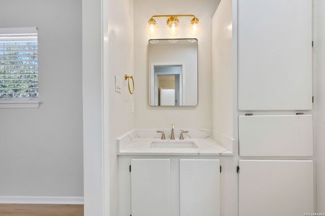 401 Deer Creek, Boerne, TX 78006