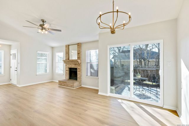 401 Deer Creek, Boerne, TX 78006