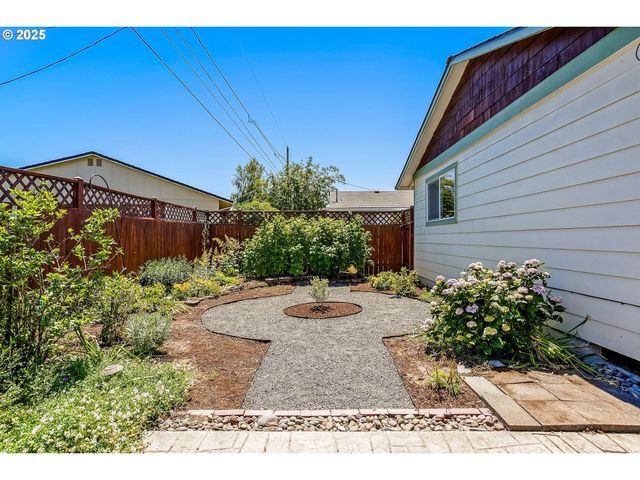 1346 PRINCETON Rd, Woodburn, OR 97071