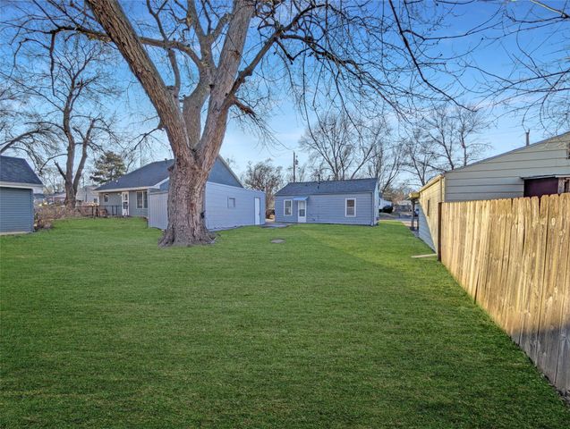 4117 5th Avenue, Des Moines, IA 50313