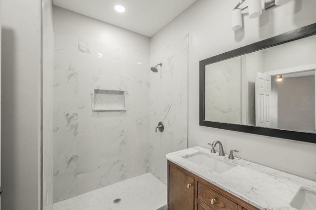 3934 Lee Street, Greenville, TX 75401