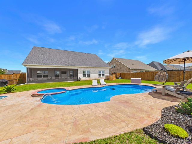 102 Planters Ridge Trail, Kathleen, GA 31047