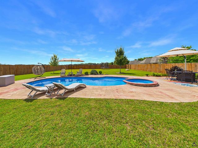 102 Planters Ridge Trail, Kathleen, GA 31047