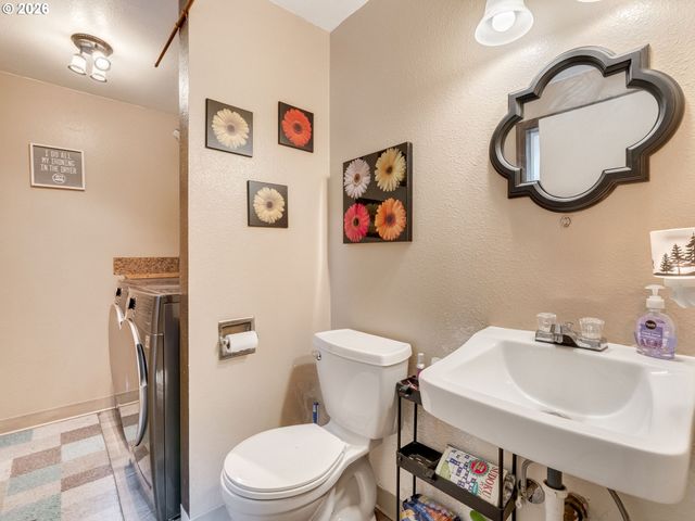 2392 SKYE Rd, Washougal, WA 98671