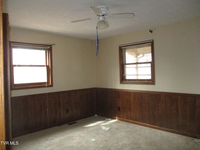 145 Rock City Road, Kingsport, TN 37664