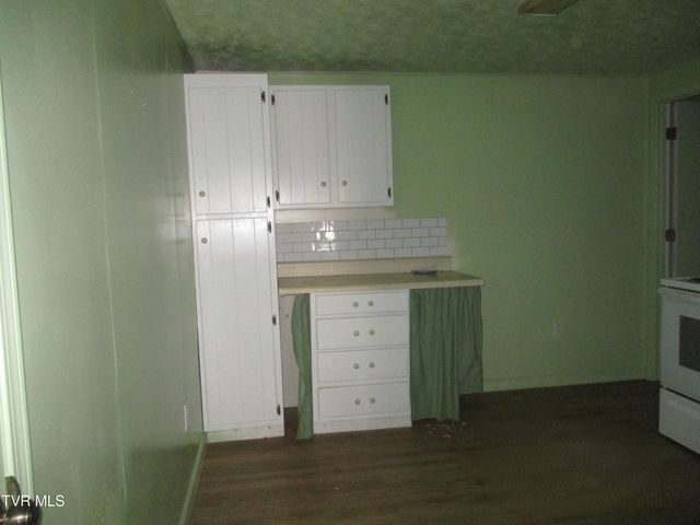 145 Rock City Road, Kingsport, TN 37664