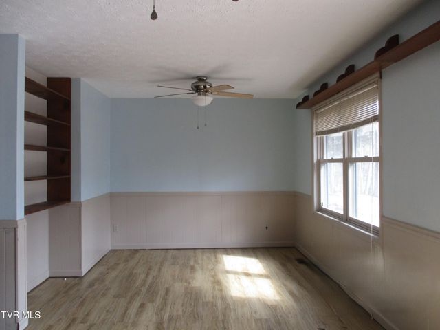 145 Rock City Road, Kingsport, TN 37664