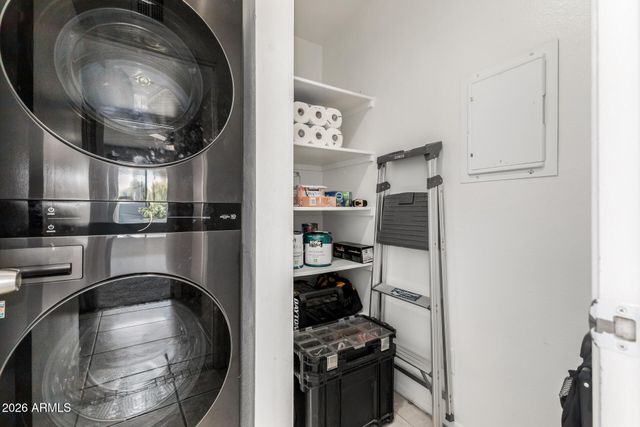 540 N MAY -- 2113, Mesa, AZ 85201