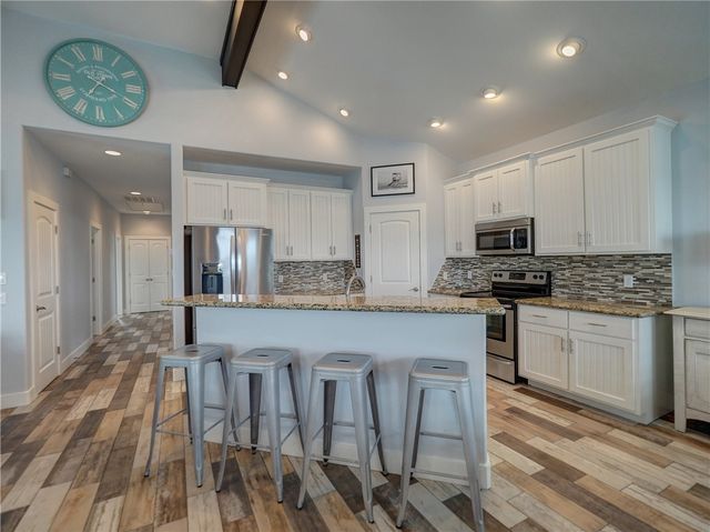 1900 S. 11th St. 4, Port Aransas, TX 78373