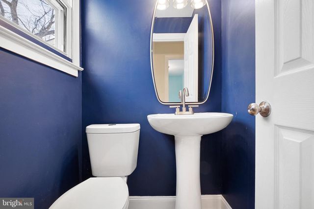 2920 CHESHIRE RD, Wilmington, DE 19810