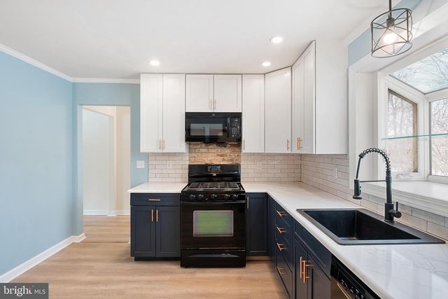 2920 CHESHIRE RD, Wilmington, DE 19810