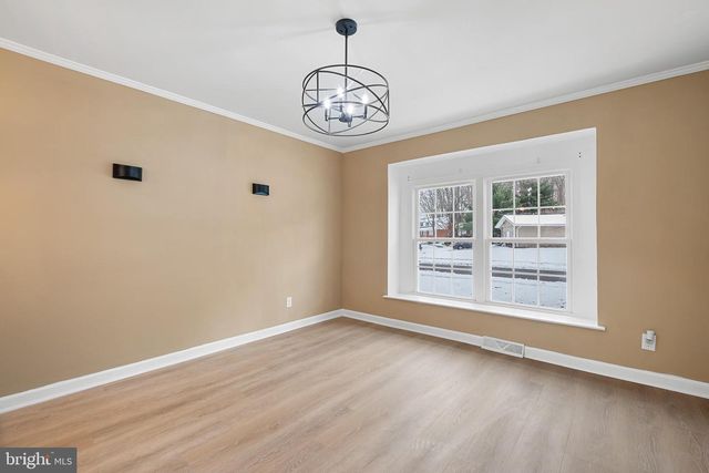 2920 CHESHIRE RD, Wilmington, DE 19810