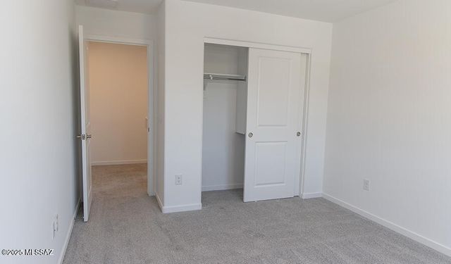 2671 S Oakenshield Way, Tucson, AZ 85730