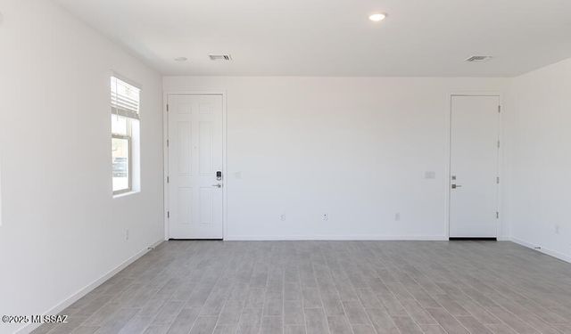 2671 S Oakenshield Way, Tucson, AZ 85730