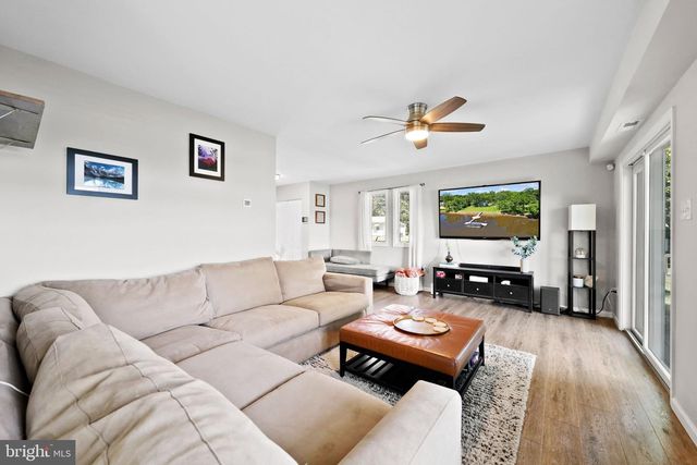 1 S KENNEDY WAY, Willingboro, NJ 08046