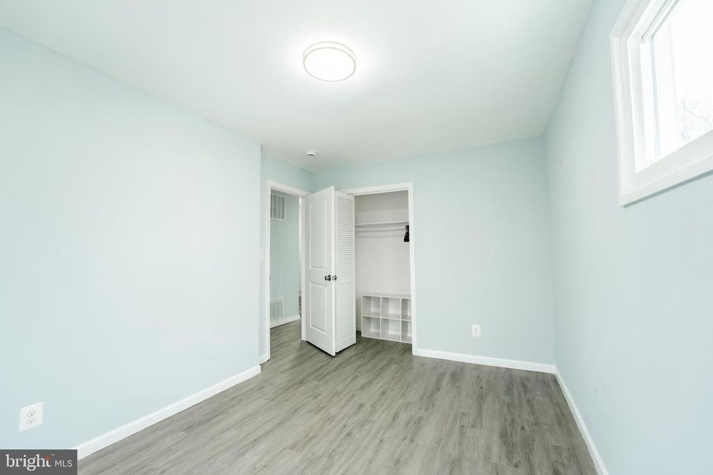 Image 18 of property listing at 3410 EMBRY ST, Silver Spring, MD 20902