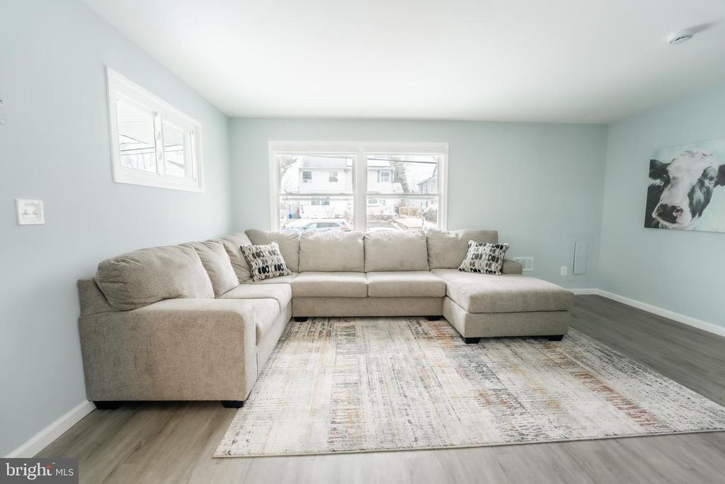 Image 25 of property listing at 3410 EMBRY ST, Silver Spring, MD 20902