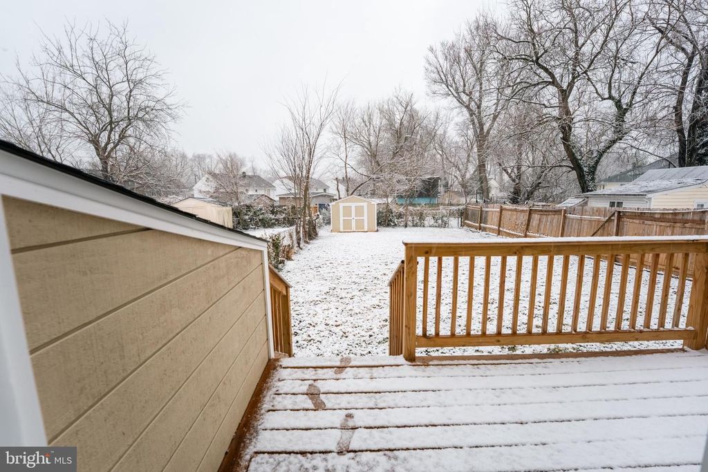 Image 3 of property listing at 3410 EMBRY ST, Silver Spring, MD 20902