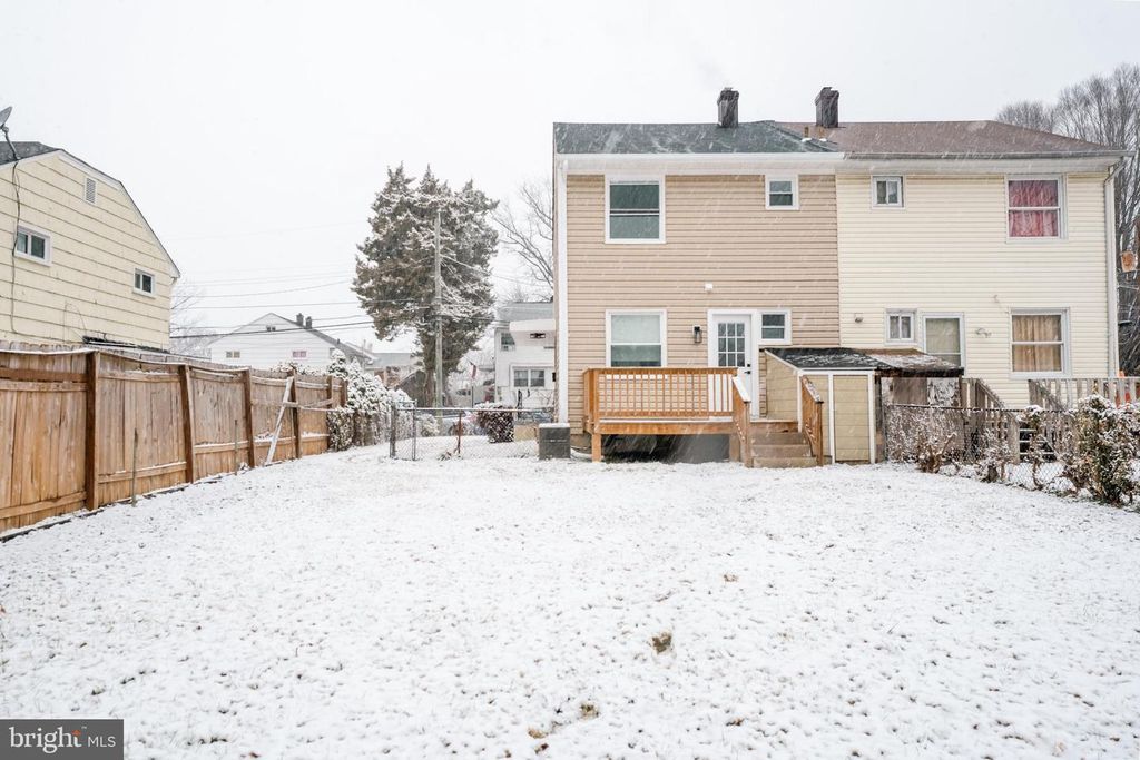 Image 4 of property listing at 3410 EMBRY ST, Silver Spring, MD 20902