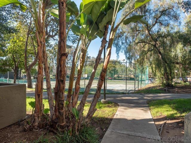 1350 N Escondido Blvd 7, Escondido, CA 92026