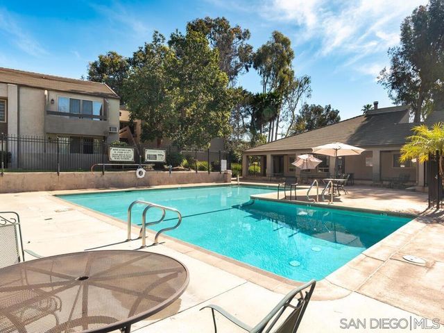 1350 N Escondido Blvd 7, Escondido, CA 92026