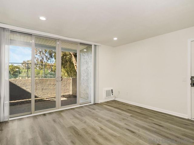 1350 N Escondido Blvd 7, Escondido, CA 92026
