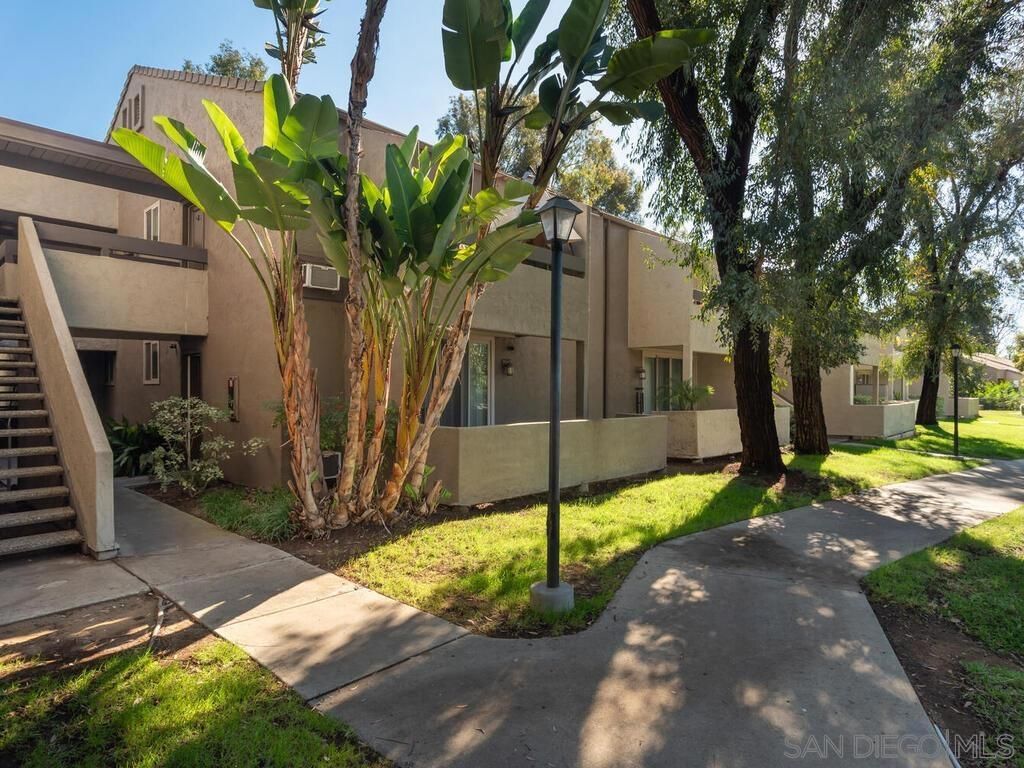 1350 N Escondido Blvd 7, Escondido, CA 92026