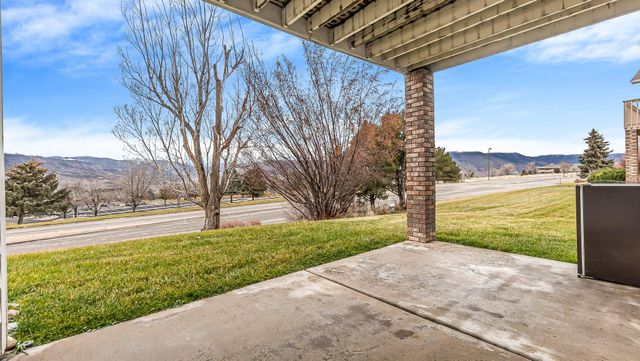 12 W Ridge Court, Parachute, CO 81635