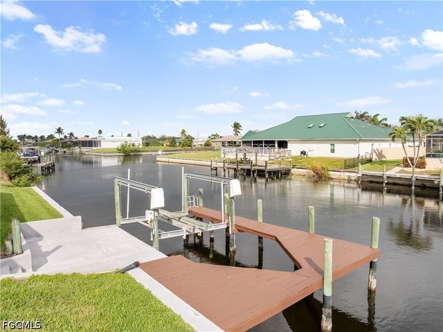 2511 SW 35th LN, Cape Coral, FL 33914