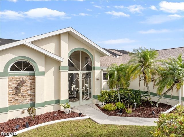 2511 SW 35th LN, Cape Coral, FL 33914