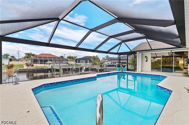 2511 SW 35th LN, Cape Coral, FL 33914